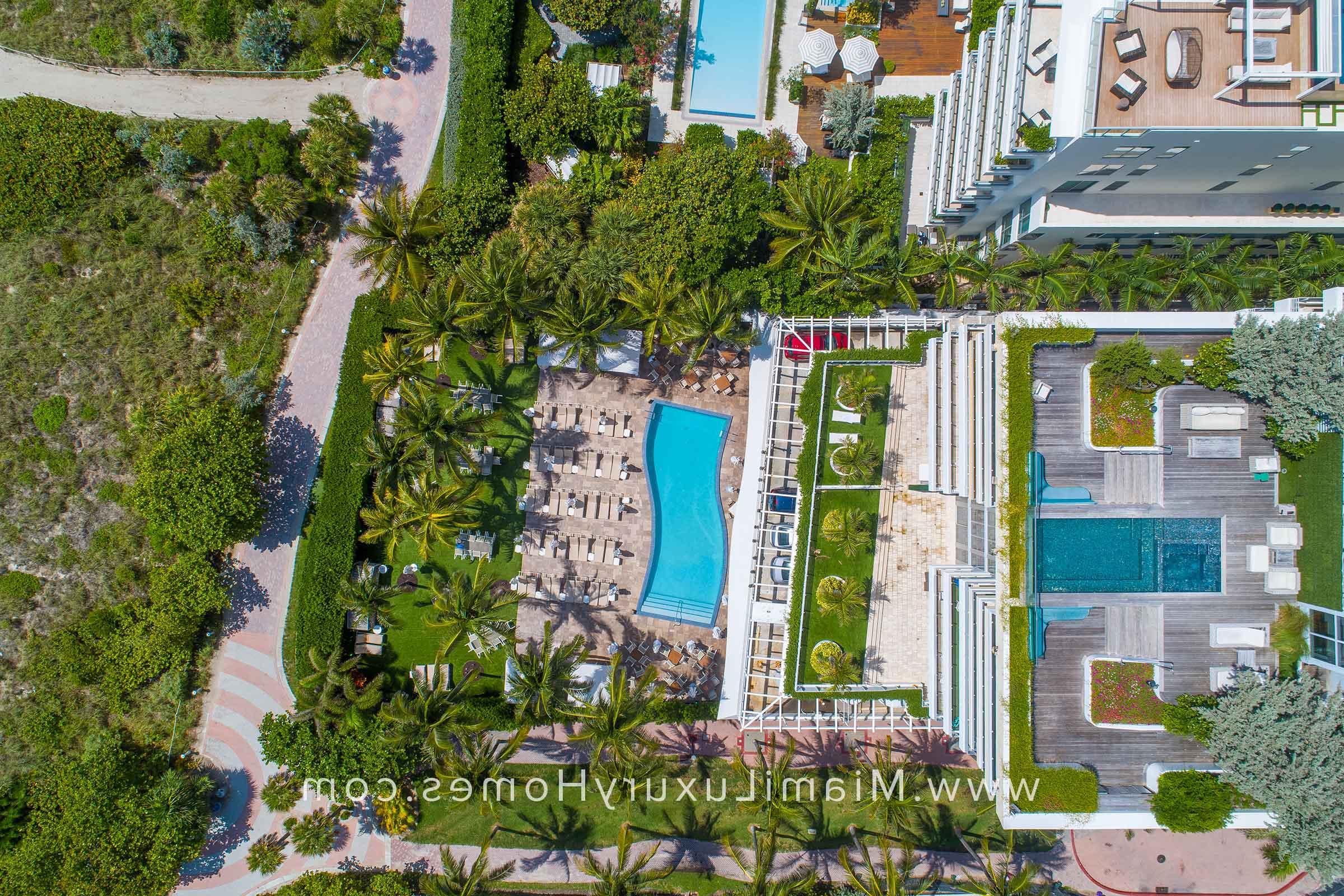 Hilton Bentley Beach Pool and Beach Promenade